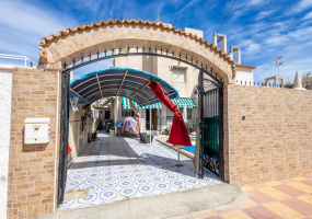 Orihuela, Alicante, 4 Bedrooms Bedrooms, ,2 BathroomsBathrooms,Villa,Resale,0,7563269259920321