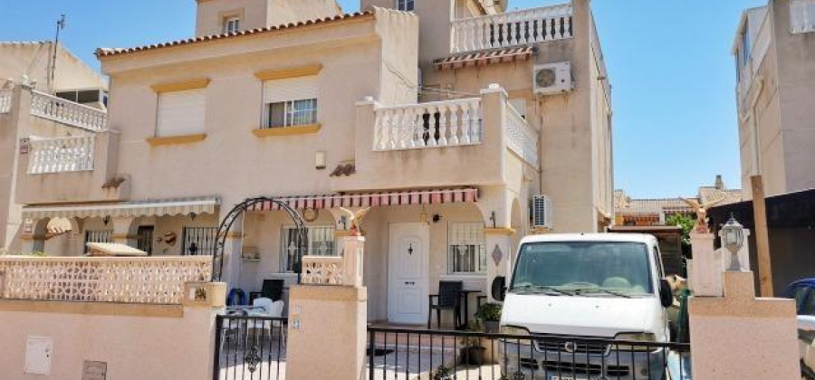 Torrevieja, Alicante, 2 Bedrooms Bedrooms, ,1 BathroomBathrooms,Townhouse,Resale,0,75632139898439808