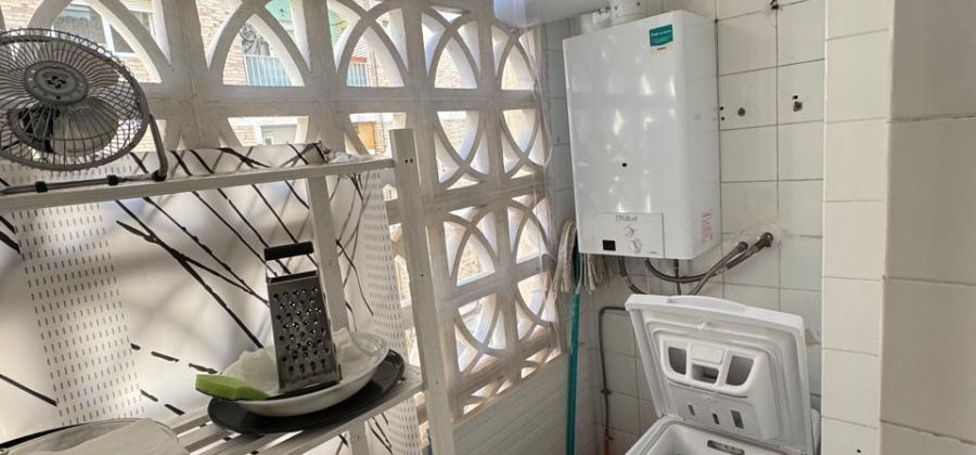 Alicante, Alicante, 3 Bedrooms Bedrooms, ,1 BathroomBathrooms,Apartment,Resale,0,75632172608743280