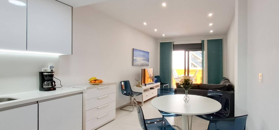 Torrevieja, Alicante, 2 Bedrooms Bedrooms, ,2 BathroomsBathrooms,Apartment,Resale,0,75632576758892400