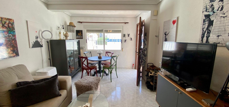 Torrevieja, Alicante, 2 Bedrooms Bedrooms, ,1 BathroomBathrooms,Apartment,Resale,0,75632147222132352