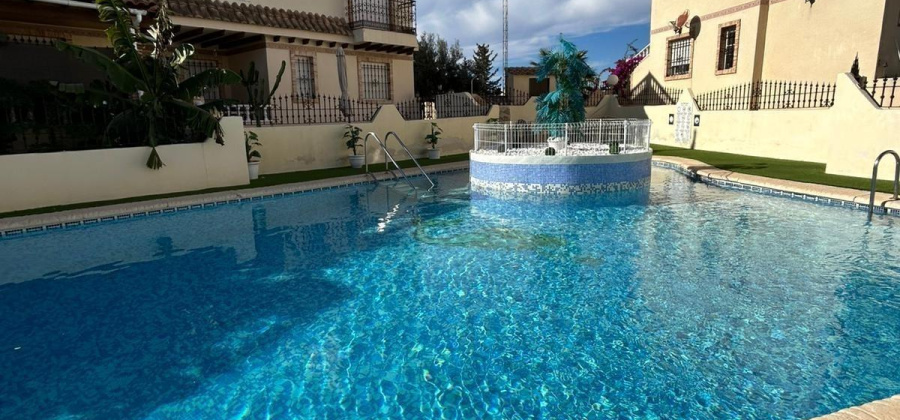 Orihuela Costa, Alicante, 2 Bedrooms Bedrooms, ,1 BathroomBathrooms,Townhouse,Resale,0,75632516746812224