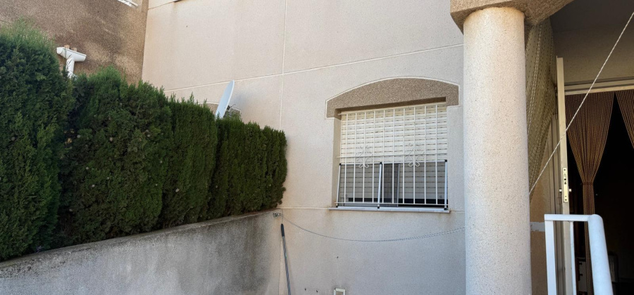 Torrevieja, Alicante, 2 Bedrooms Bedrooms, ,1 BathroomBathrooms,Bungalow,Resale,0,75632139932620864