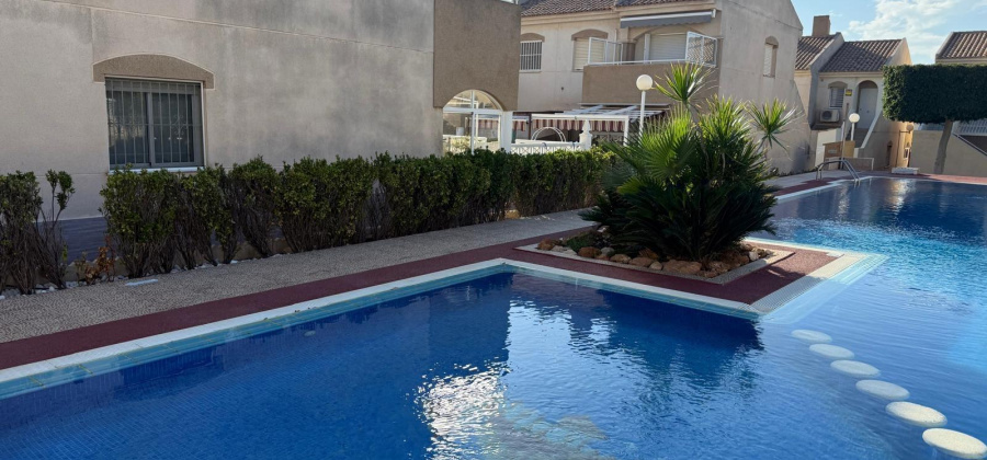 Torrevieja, Alicante, 2 Bedrooms Bedrooms, ,1 BathroomBathrooms,Bungalow,Resale,0,75632139932620864