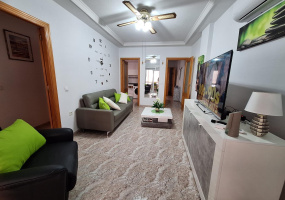 Torrevieja, Alicante, 2 Bedrooms Bedrooms, ,1 BathroomBathrooms,Apartment,Resale,0,75632224550696144