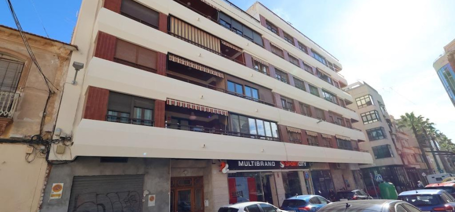 Torrevieja, Alicante, 3 Bedrooms Bedrooms, ,2 BathroomsBathrooms,Apartment,Resale,0,209924229869175872