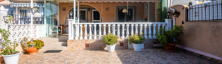 Torrevieja, Alicante, 2 Bedrooms Bedrooms, ,2 BathroomsBathrooms,Villa,Resale,0,10353683003525476