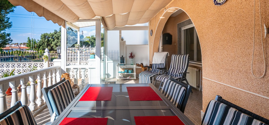 Torrevieja, Alicante, 2 Bedrooms Bedrooms, ,2 BathroomsBathrooms,Villa,Resale,0,10353683003525476