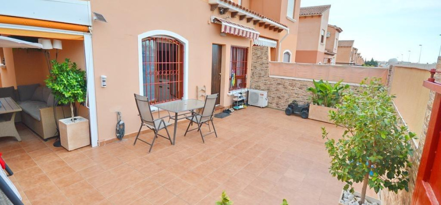 Torrevieja, Alicante, 2 Bedrooms Bedrooms, ,1 BathroomBathrooms,Apartment,Resale,0,75632234381212528