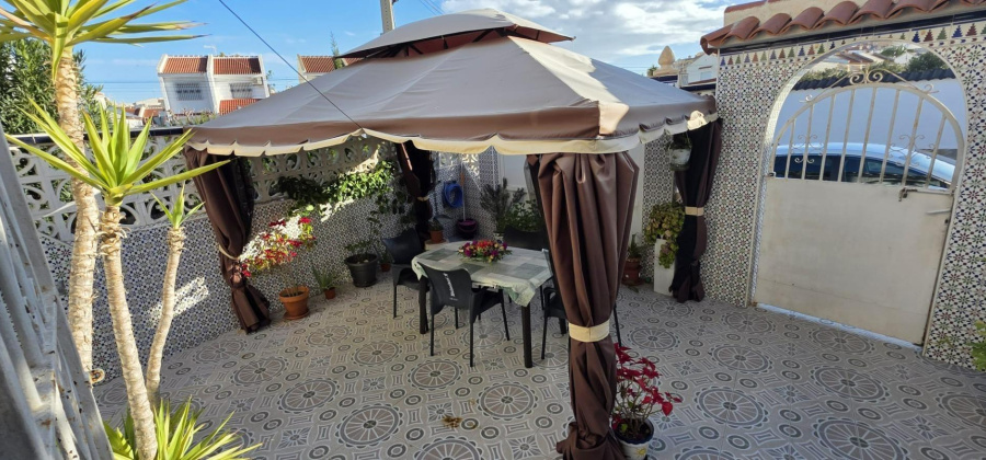 Torrevieja, Alicante, 4 Bedrooms Bedrooms, ,2 BathroomsBathrooms,Townhouse,Resale,0,7563287012197797