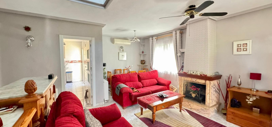 Torrevieja, Alicante, 3 Bedrooms Bedrooms, ,2 BathroomsBathrooms,Villa,Resale,0,209924148504728416