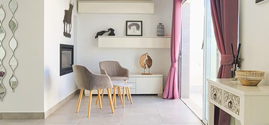 Torrevieja, Alicante, 4 Bedrooms Bedrooms, ,3 BathroomsBathrooms,Villa,Resale,0,75632148283608000