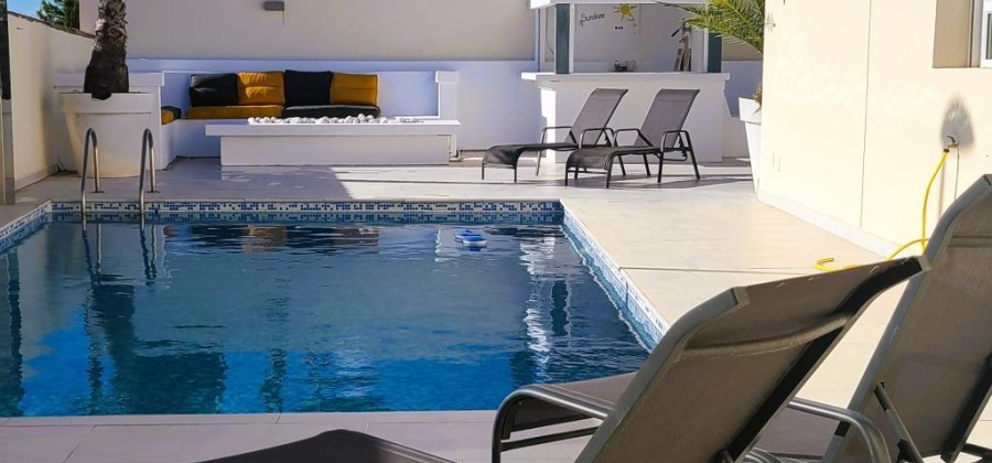 Torrevieja, Alicante, 4 Bedrooms Bedrooms, ,3 BathroomsBathrooms,Villa,Resale,0,75632148283608000