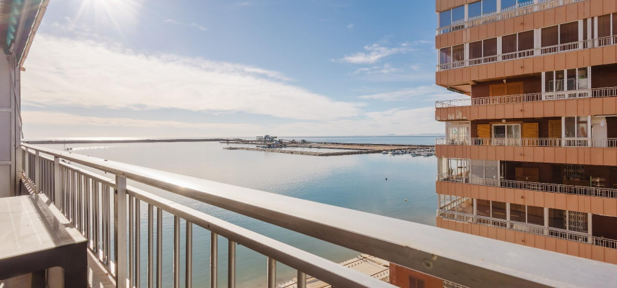 Torrevieja, Alicante, 3 Bedrooms Bedrooms, ,2 BathroomsBathrooms,Apartment,Resale,0,75632447237823136