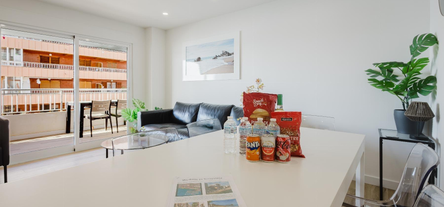 Torrevieja, Alicante, 3 Bedrooms Bedrooms, ,2 BathroomsBathrooms,Apartment,Resale,0,75632447237823136