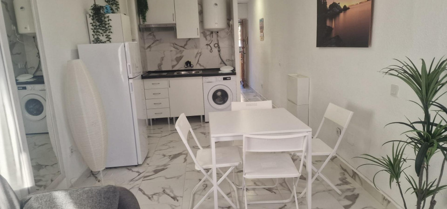 Torrevieja, Alicante, 1 Bedroom Bedrooms, ,1 BathroomBathrooms,Apartment,Resale,0,7563270368389848