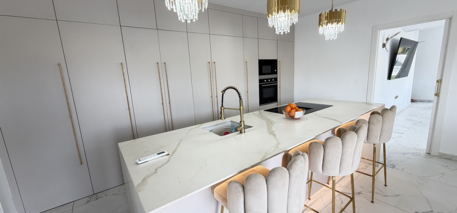 Villamartin, Alicante, 6 Bedrooms Bedrooms, ,2 BathroomsBathrooms,Villa,Resale,0,103186305246062528