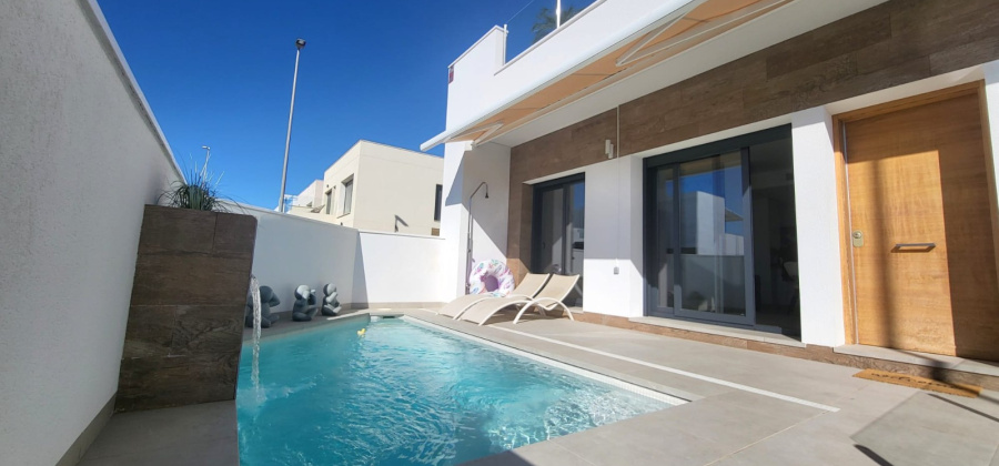 Daya Vieja, Alicante, 2 Bedrooms Bedrooms, ,2 BathroomsBathrooms,Townhouse,Resale,0,271160168430639552