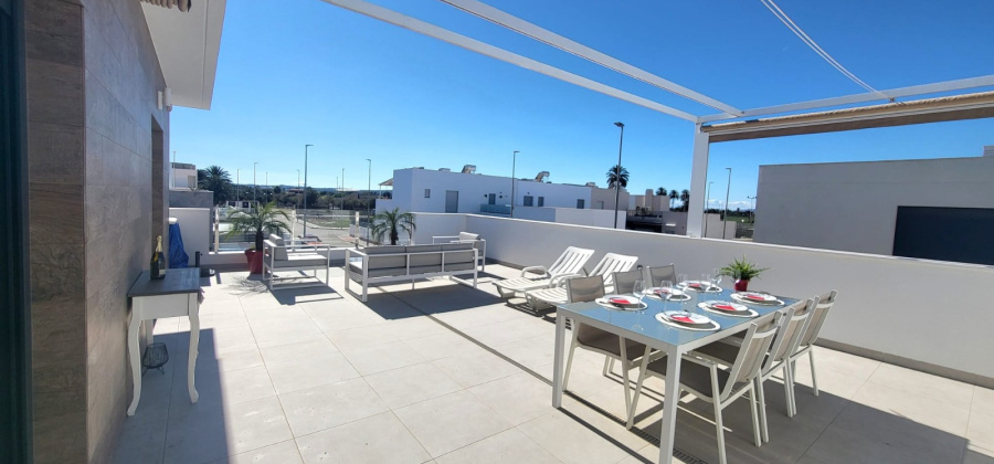 Daya Vieja, Alicante, 2 Bedrooms Bedrooms, ,2 BathroomsBathrooms,Townhouse,Resale,0,271160168430639552
