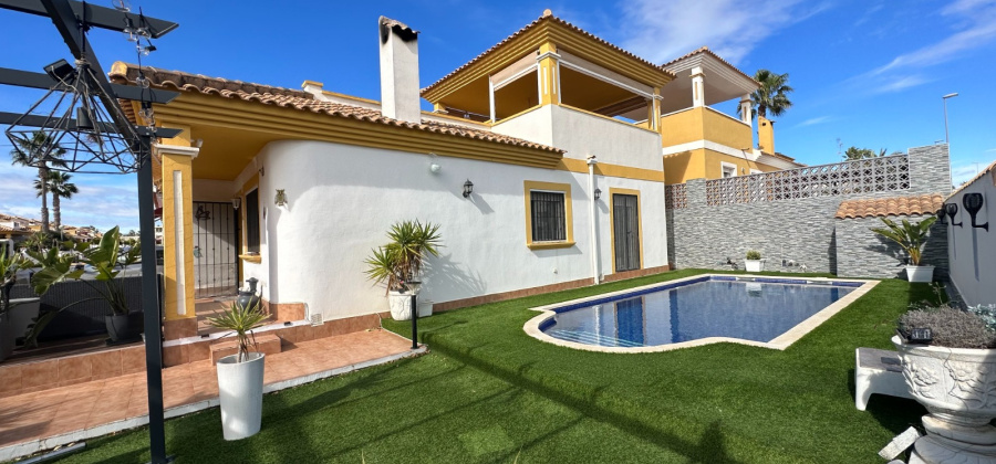Orihuela, Alicante, 2 Bedrooms Bedrooms, ,2 BathroomsBathrooms,Villa,Resale,0,271160155194803840