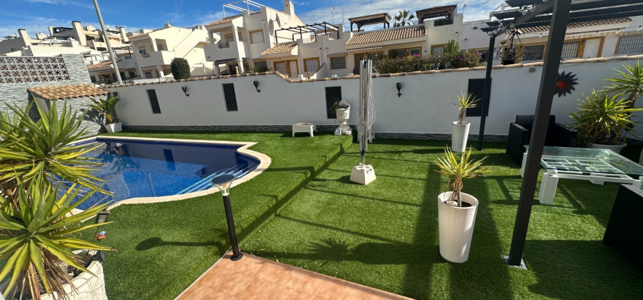 Orihuela, Alicante, 2 Bedrooms Bedrooms, ,2 BathroomsBathrooms,Villa,Resale,0,271160155194803840