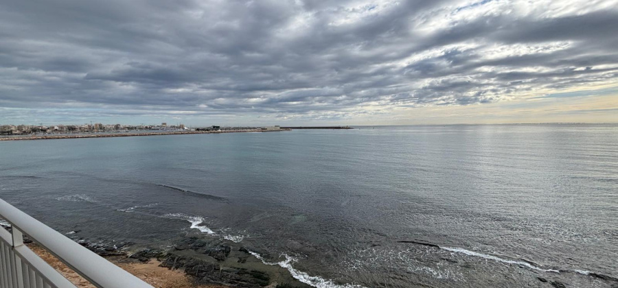 Torrevieja, Alicante, 2 Bedrooms Bedrooms, ,1 BathroomBathrooms,Apartment,Resale,0,75632142579238816