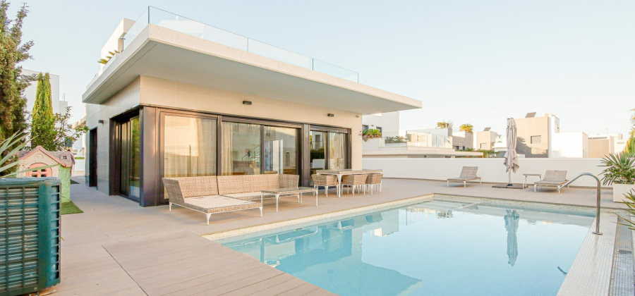 Orihuela Costa, Alicante, 4 Bedrooms Bedrooms, ,3 BathroomsBathrooms,Villa,Resale,0,75632148234065232