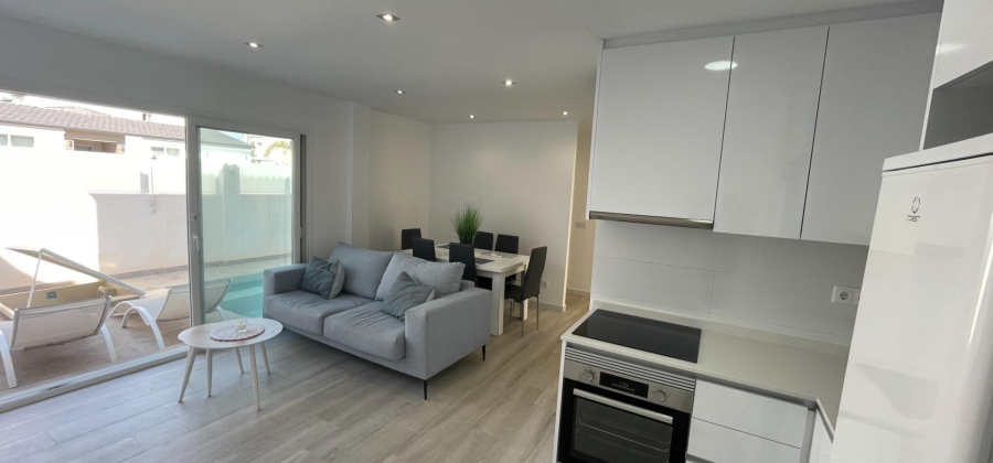 Cabo Roig, Alicante, 3 Bedrooms Bedrooms, ,1 BathroomBathrooms,Bungalow,Resale,0,75632173520435584