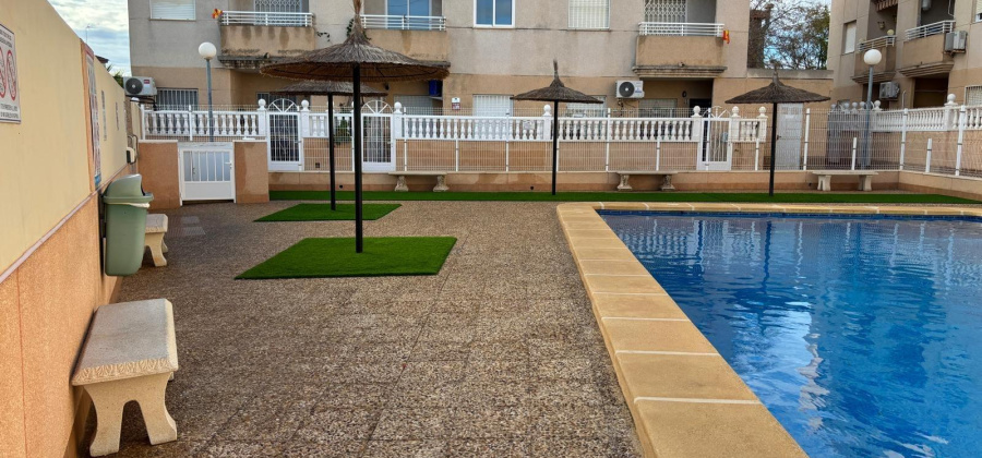 Torrevieja, Alicante, 2 Bedrooms Bedrooms, ,1 BathroomBathrooms,Apartment,Resale,0,75632161407857856