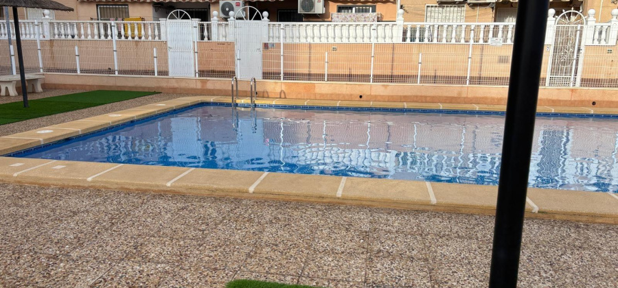 Torrevieja, Alicante, 2 Bedrooms Bedrooms, ,1 BathroomBathrooms,Apartment,Resale,0,75632161407857856