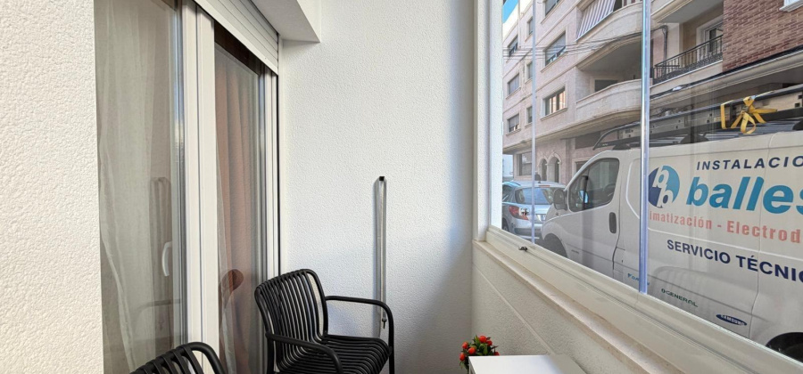 Torrevieja, Alicante, 2 Bedrooms Bedrooms, ,1 BathroomBathrooms,Apartment,Resale,0,7563283877804375