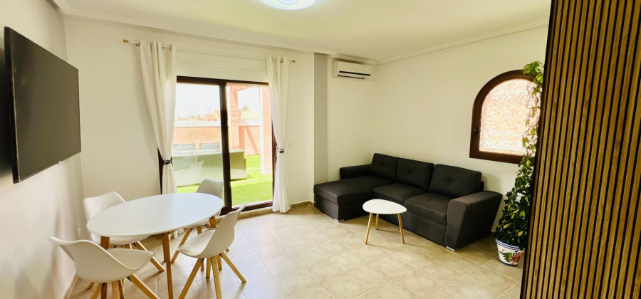 Torrevieja, Alicante, 3 Bedrooms Bedrooms, ,1 BathroomBathrooms,Apartment,Resale,0,7563269149420193