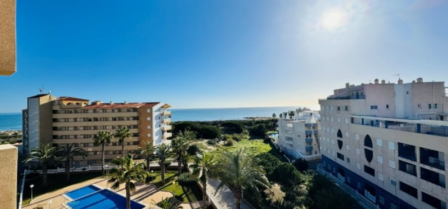 La Mata, Alicante, 3 Bedrooms Bedrooms, ,2 BathroomsBathrooms,Apartment,Resale,0,291685425792225984