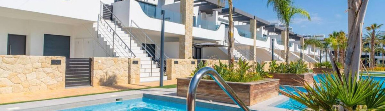 Punta Prima, Alicante, 3 Bedrooms Bedrooms, ,2 BathroomsBathrooms,Townhouse,New,0,90690211010368928