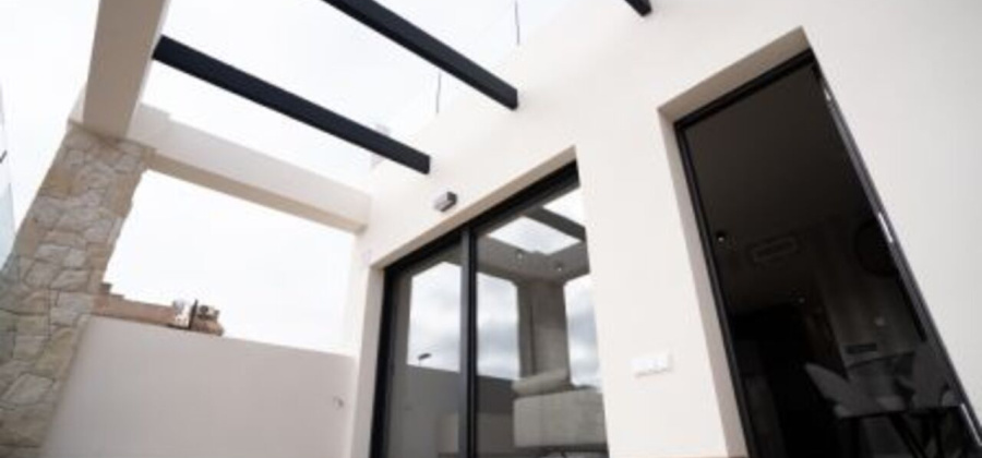 Villamartin, Alicante, 3 Bedrooms Bedrooms, ,2 BathroomsBathrooms,Townhouse,New,0,90690215674811296