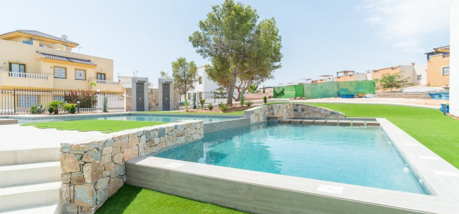 Torrevieja, Alicante, 2 Bedrooms Bedrooms, ,2 BathroomsBathrooms,Bungalow,New,0,209559146911898240