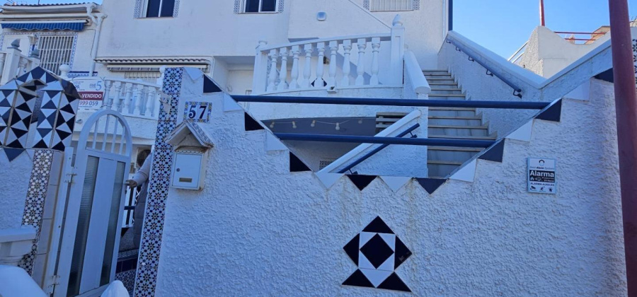 Torrevieja, Alicante, 3 Bedrooms Bedrooms, ,1 BathroomBathrooms,Townhouse,Resale,0,75632243089791344