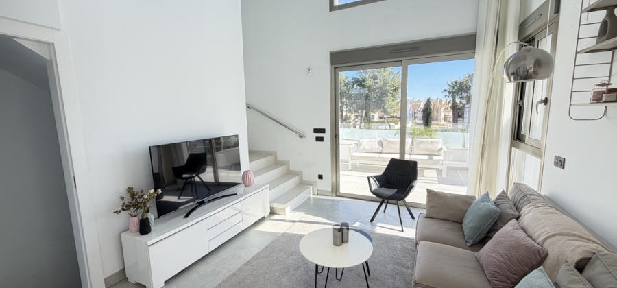 Villamartin, Alicante, 4 Bedrooms Bedrooms, ,3 BathroomsBathrooms,Villa,Resale,0,103186228180927120