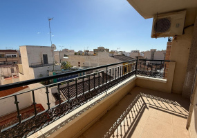 Torrevieja, Alicante, 2 Bedrooms Bedrooms, ,1 BathroomBathrooms,Apartment,Resale,0,7563287385298646