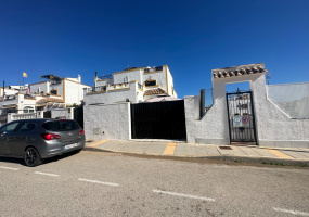 Orihuela, Alicante, 3 Bedrooms Bedrooms, ,3 BathroomsBathrooms,Townhouse,Resale,0,271160169199831360