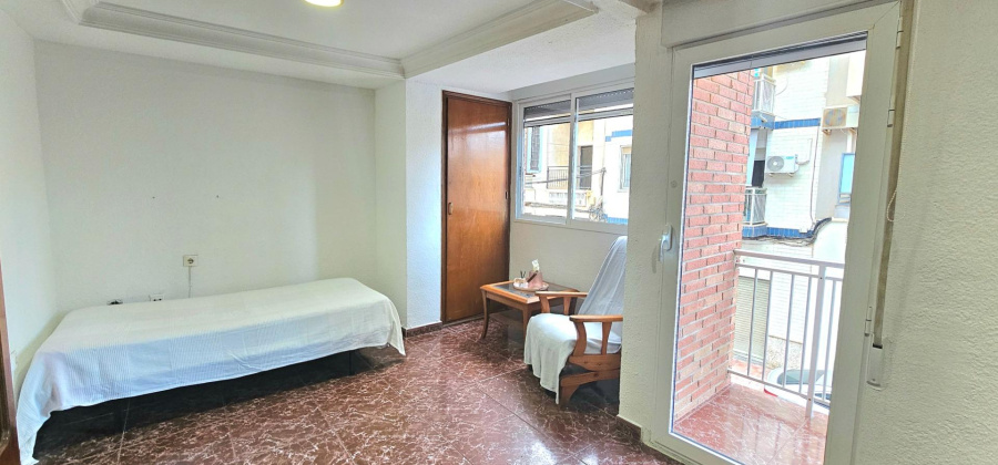 Torrevieja, Alicante, 2 Bedrooms Bedrooms, ,1 BathroomBathrooms,Apartment,Resale,0,75632242235696800