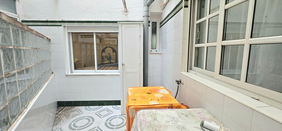 Torrevieja, Alicante, 2 Bedrooms Bedrooms, ,1 BathroomBathrooms,Apartment,Resale,0,75632242235696800