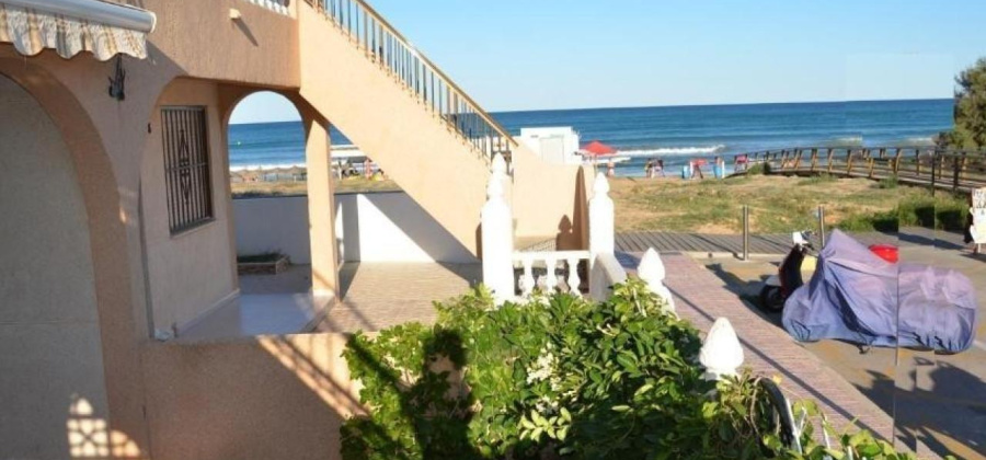 Torrevieja, Alicante, 3 Bedrooms Bedrooms, ,2 BathroomsBathrooms,Apartment,Resale,0,7563290555574919