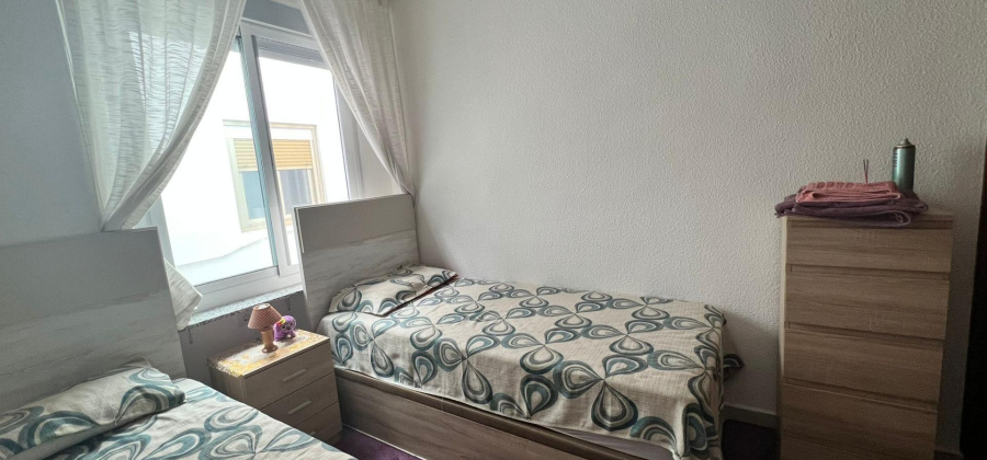 Torrevieja, Alicante, 4 Bedrooms Bedrooms, ,2 BathroomsBathrooms,Apartment,Resale,0,75632152612942480