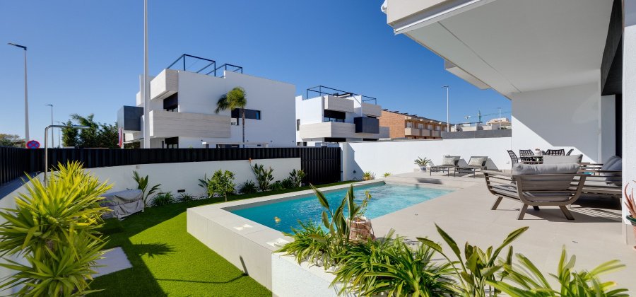 Pilar de la Horadada, Alicante, 3 Bedrooms Bedrooms, ,2 BathroomsBathrooms,Bungalow,Resale,0,219253107648034272