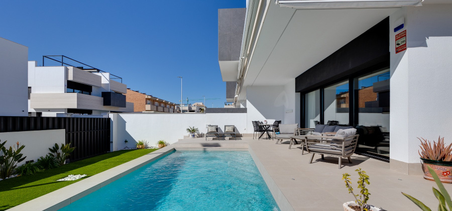 Pilar de la Horadada, Alicante, 3 Bedrooms Bedrooms, ,2 BathroomsBathrooms,Bungalow,Resale,0,219253107648034272