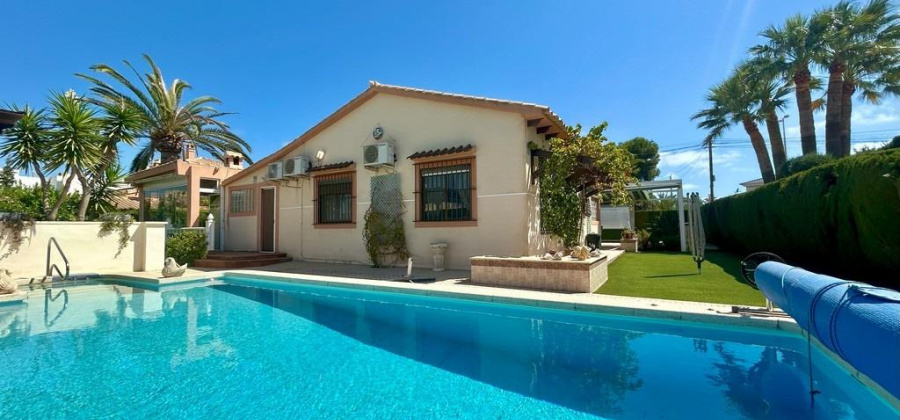 Orihuela Costa, Alicante, 3 Bedrooms Bedrooms, ,3 BathroomsBathrooms,Villa,Resale,0,6594579312377493