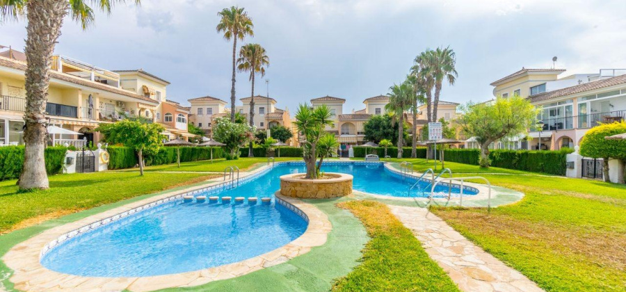 Orihuela Costa, Alicante, 3 Bedrooms Bedrooms, ,1 BathroomBathrooms,Townhouse,Resale,0,75632297431049024