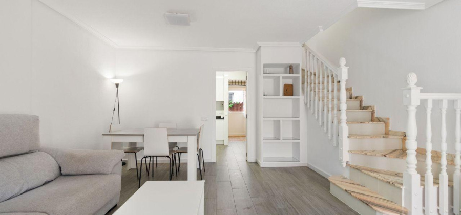 Orihuela Costa, Alicante, 3 Bedrooms Bedrooms, ,1 BathroomBathrooms,Townhouse,Resale,0,75632297431049024