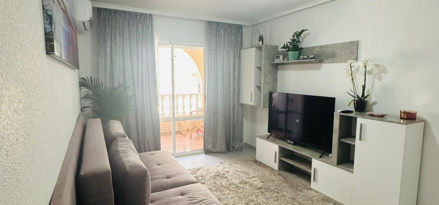 Torrevieja, Alicante, 2 Bedrooms Bedrooms, ,1 BathroomBathrooms,Apartment,Resale,0,75632227770849168